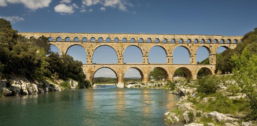 Kyriad Nimes Centre Exteriér fotografie